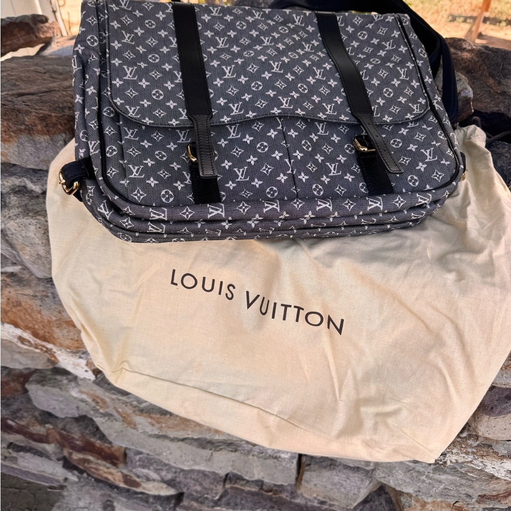Louis Vuitton Black Monogram Messenger Bag